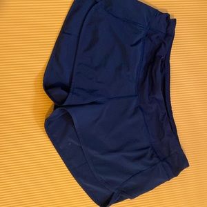 Lululemon speed up mid rise lined shorts